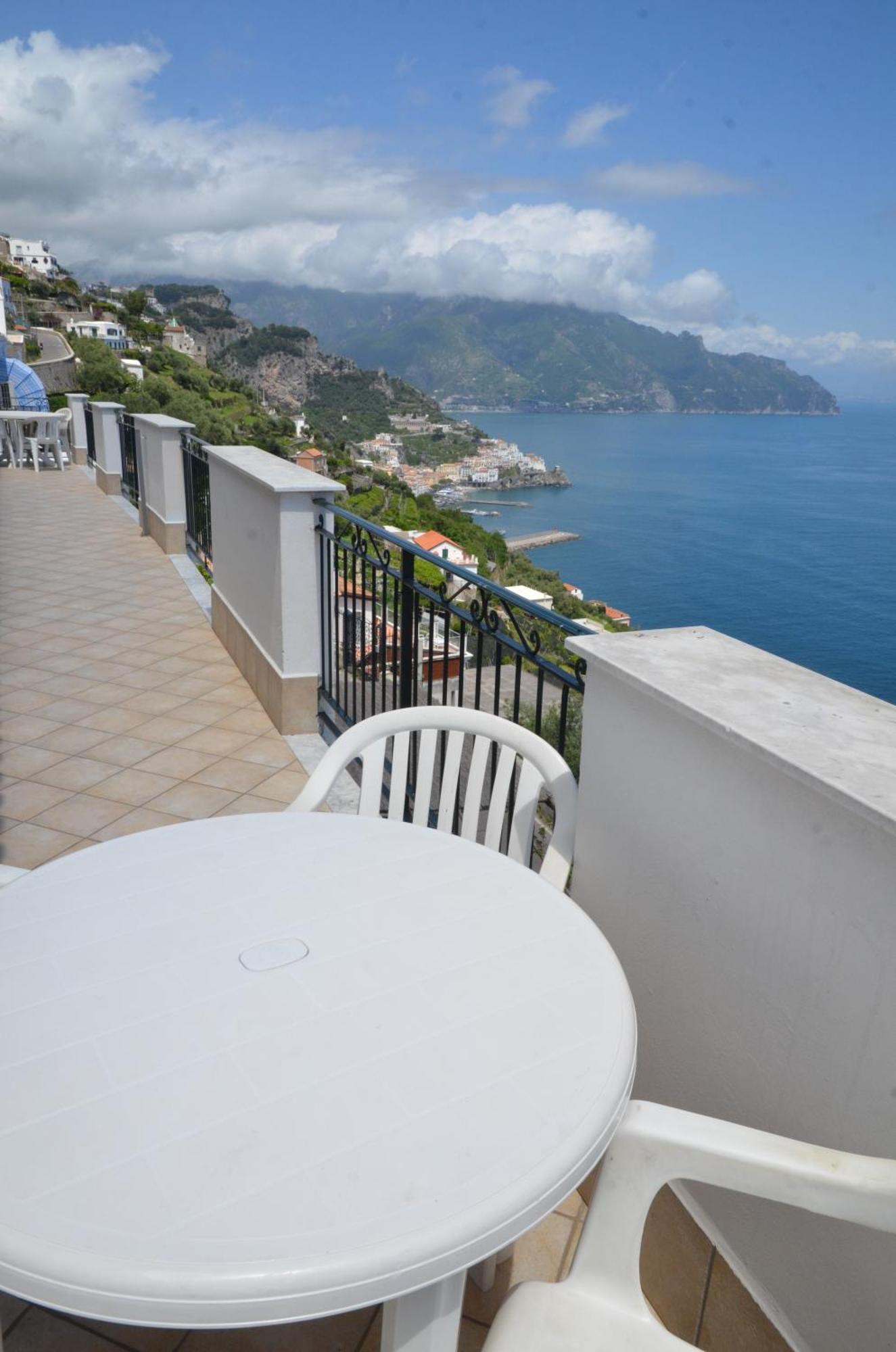 Amalfi Hills Aparthotel Rom bilde