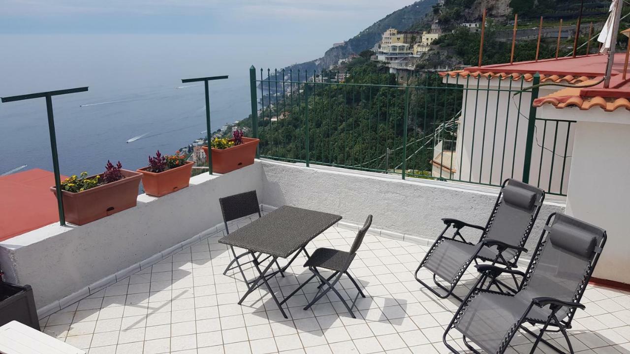 Amalfi Hills Aparthotel Eksteriør bilde